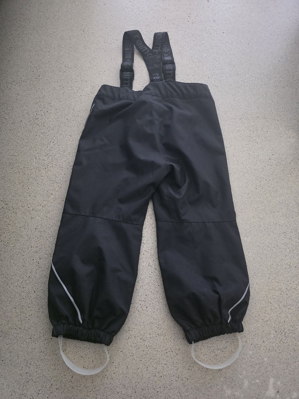 Reima Hosen: Reima Regenhose Grösse 92 – Gebraucht aus Zürich von Allek