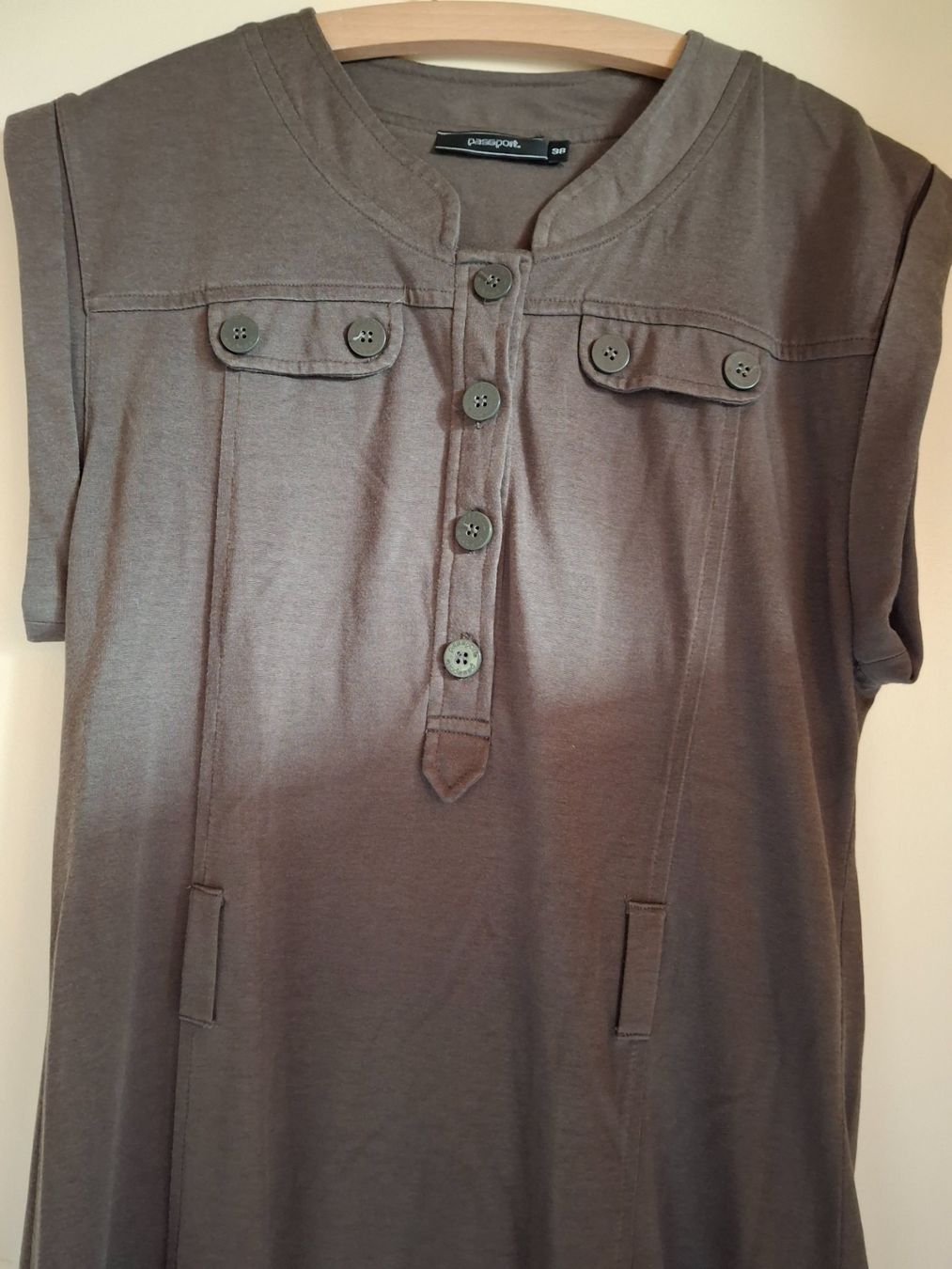 Robes: Robe taille 38 marque Passport – D'occasion à Villiers par san_jn5w