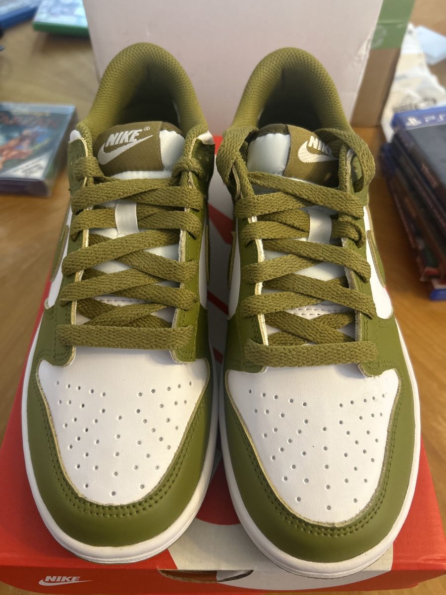 Nike Scarpe da uomo: Nike Dunk Low OLIVE Gr. 38,5 NEU – Nuovo e nell'imballaggio originale da Dietikon venduto da Edel.weiss 2