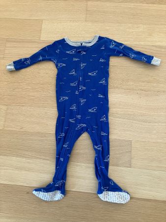 Carter's Pyjama mit Antirutsch-Füssen 12m