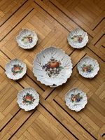 Joli service à dessert avec 7 assiettes originales