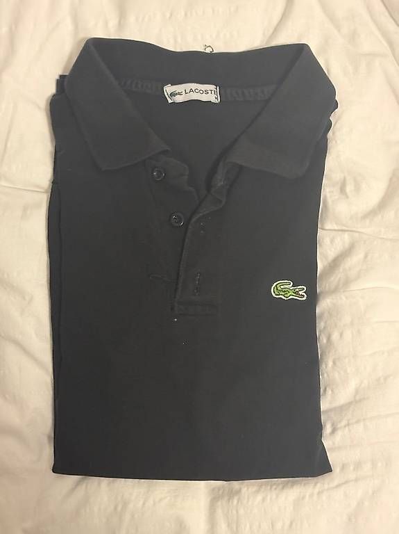 T-Shirts: Lacoste T-Shirt – Gebraucht aus Wetzikon ZH von cet_6fbf 1