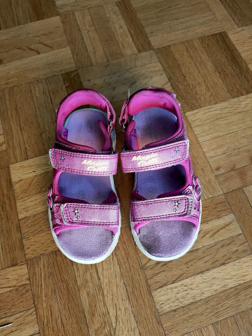 Scarpe per ragazzi: Mädchen Einhorn Sandalen Pink Gr. 28 – Usato da Thalwil venduto da wamoni 1