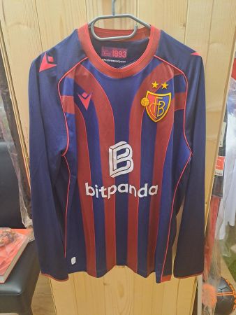 Original Langarm FC Basel Trikot mit dem Flock von Koloto