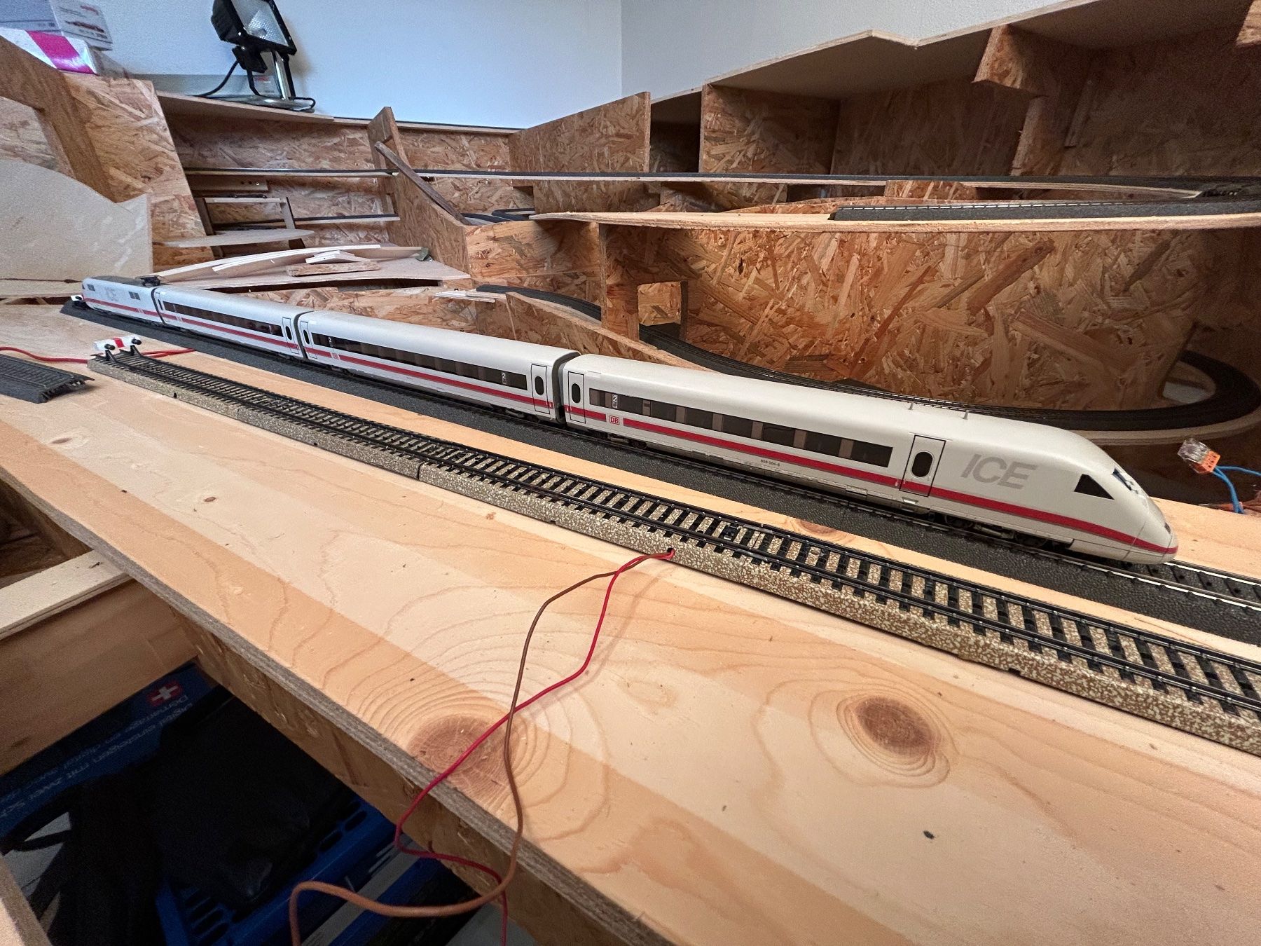 Märklin Modellini di ferrovie: Märklin 37712 "ICE 2" – Usato da Aesch (Neftenbach) venduto da klaibovski 2