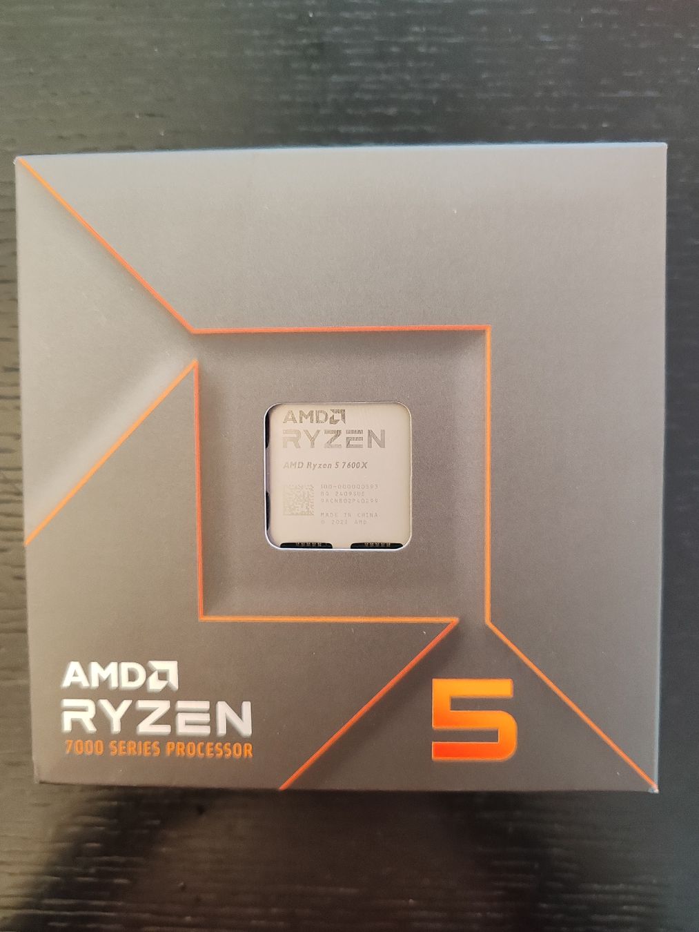 Amd Composants électroniques: AMD Ryzen 5 7600X Raphael processor - Neu – Neuf avec emballage d'origine à Bern par PrettyGood
