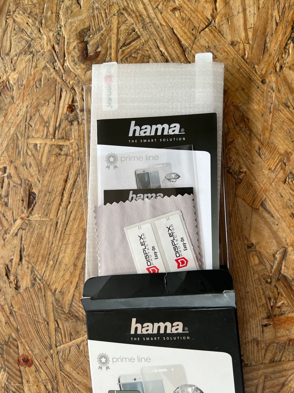 Ritocchi & pellicole di protezione: Screen protector – Usato da Strada venduto da Betflo 3