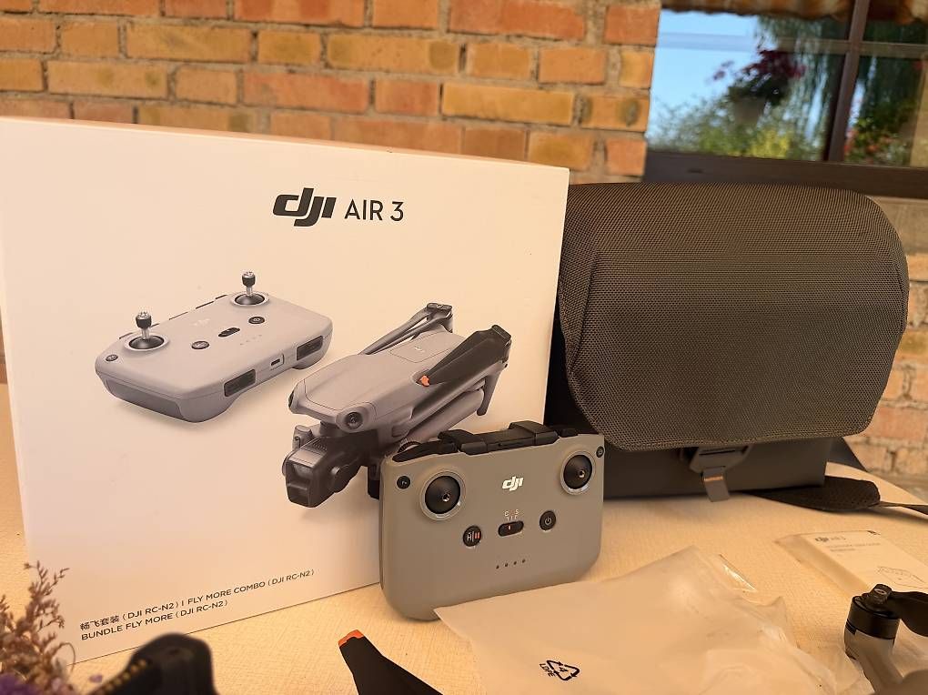 DJI RC Kits de montage: DJI Air 3 Fly More Combo – D'occasion à Andwil TG par MichelMejer 3