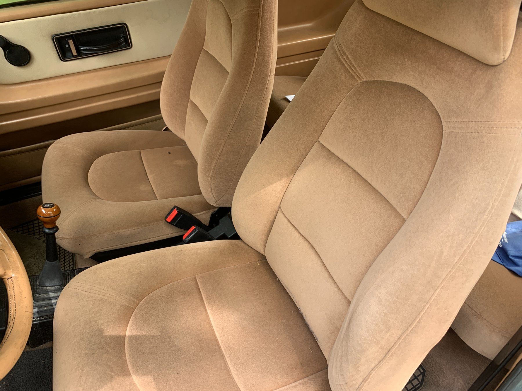 Saab Automobili: Saab 900 Turbo Commander Veteran – Difettoso da Lauwil venduto da bengt1 6