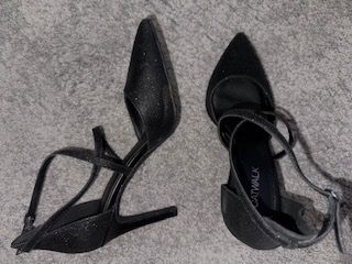 Scarpe da donna: Schwarze Glitzer Pumps Gr. 40 von Catwalk – Nuovo e nell'imballaggio originale da Zürich venduto da kri_hy6t 2