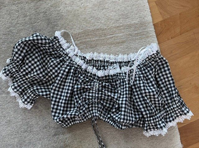 Costumi: Dirndl echte Trachtenmode – Usato da Pfäffikon SZ venduto da mamagre 2