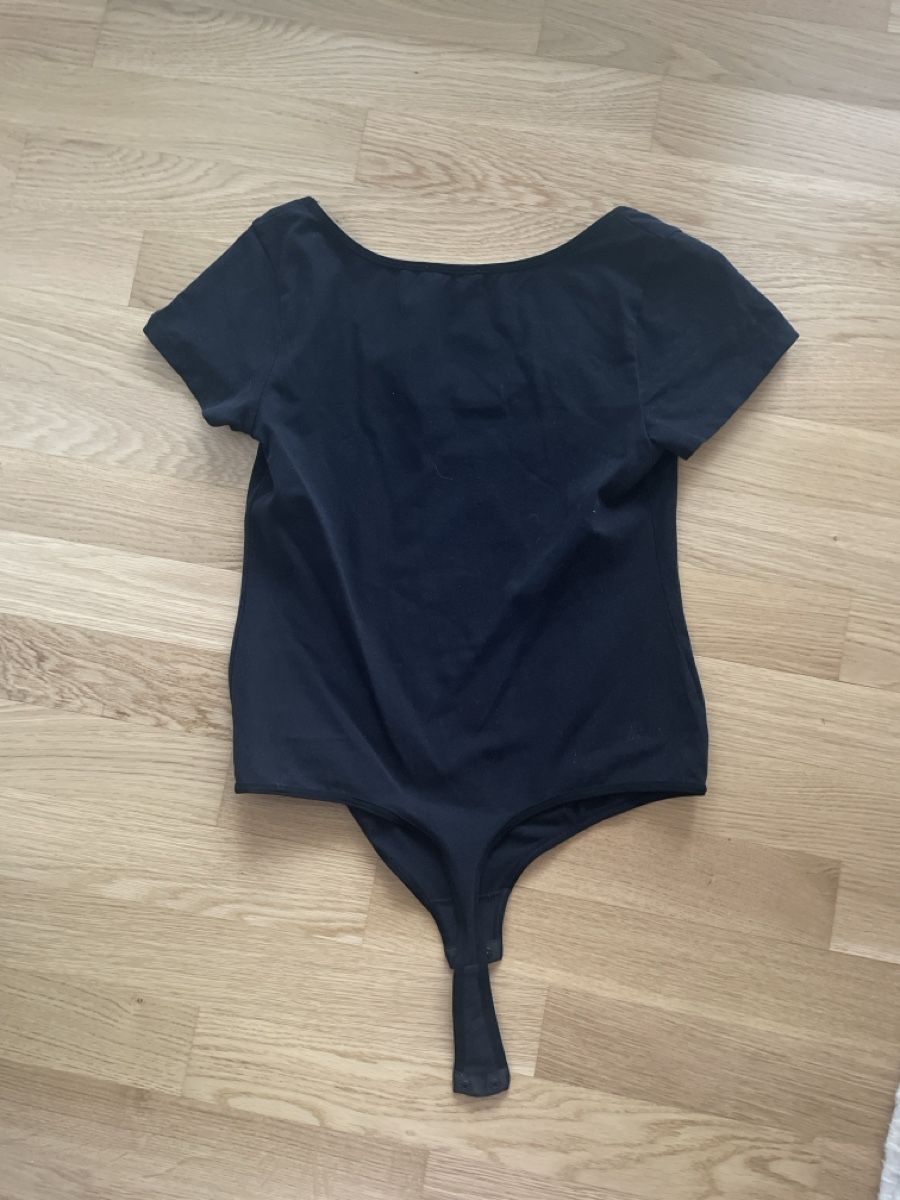 Zalando T-shirt: T-Shirt Body Gr M – Usato da Zürich venduto da aha_v2zt 1