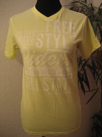 T-shirt grandeur 164 , neuf