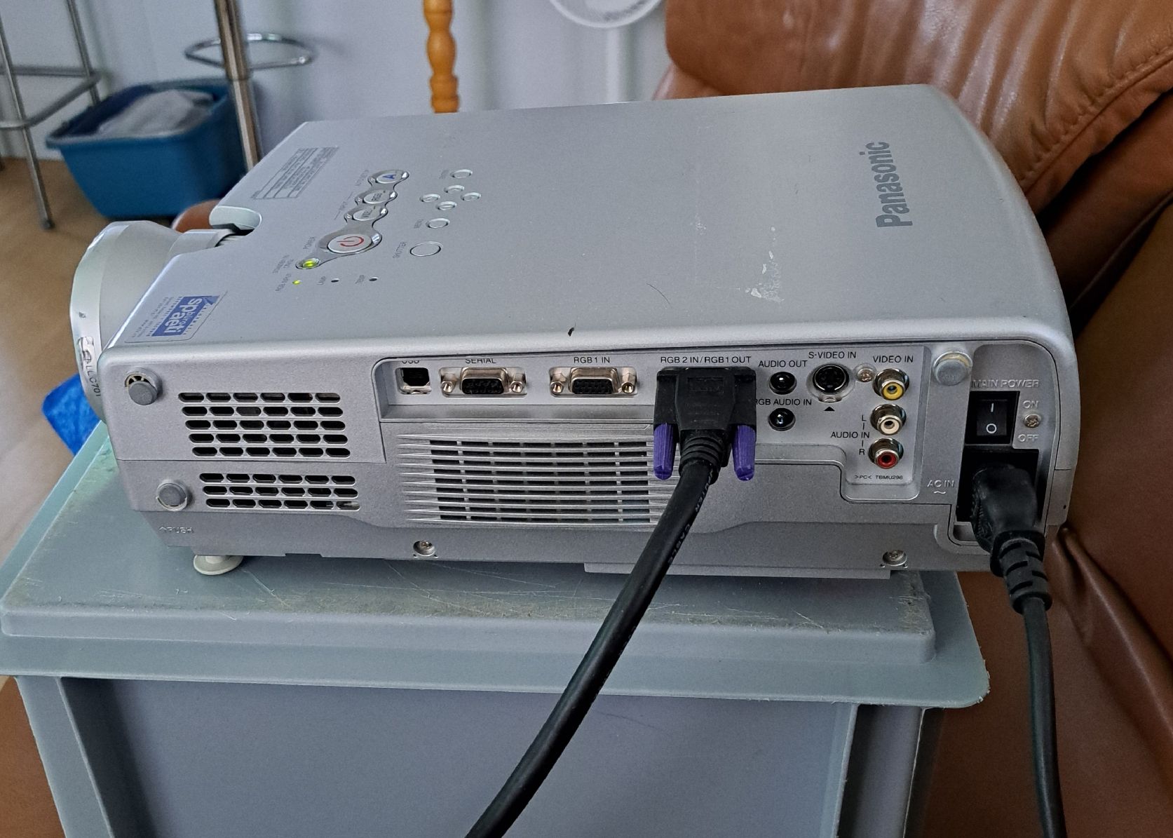 Panasonic Proiettori: Beamer mit leinwand – Usato da Neuenkirch venduto da Ufruti 2