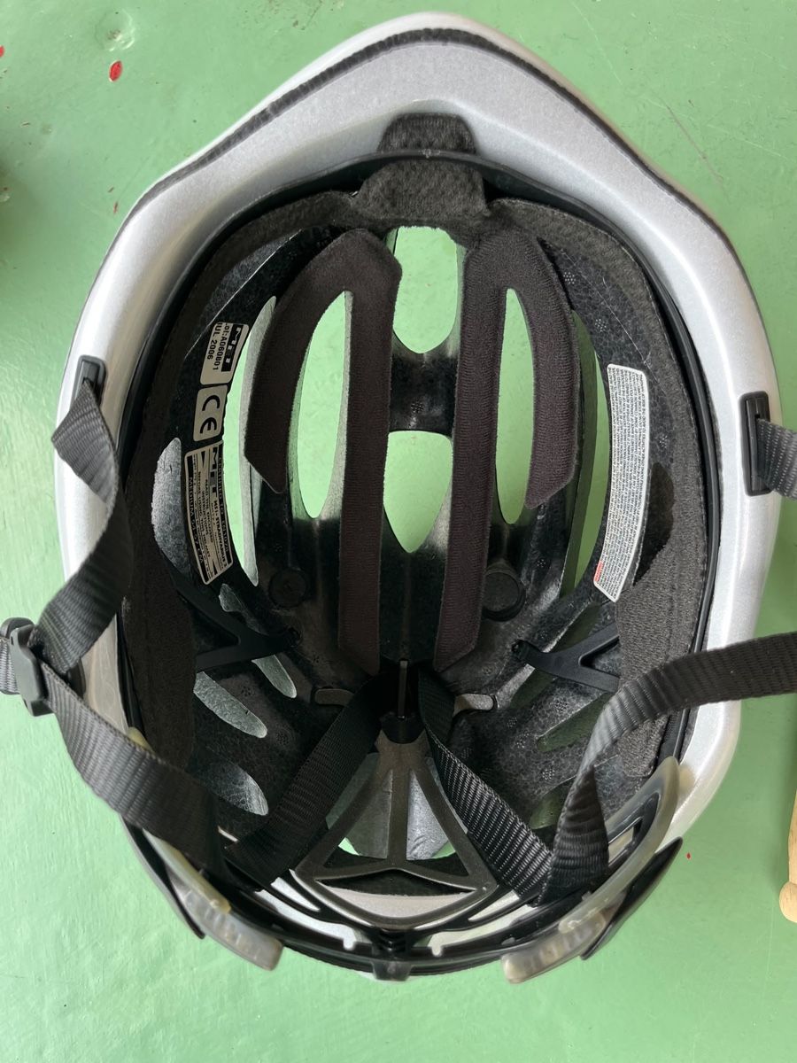 Helme: Damen Velohelm MET – Gebraucht aus Zürich von Leon_67 4