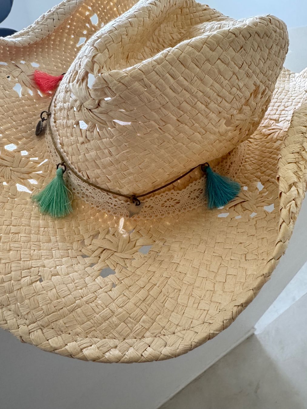 Copricapi, berretti & cappellini: Chapeau beige taille unique – Usato da giffers venduto da sev_c9x9 1