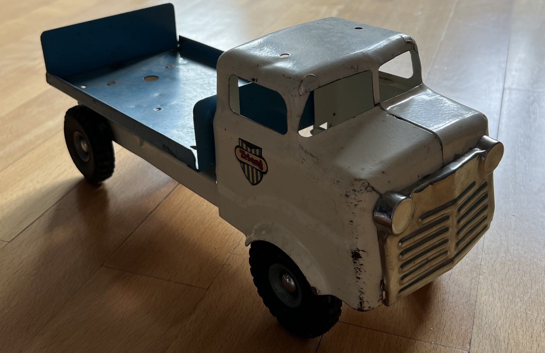 Giocattoli: Triang Camion, antiker Lastwagen – Usato da Basel venduto da sommertruum