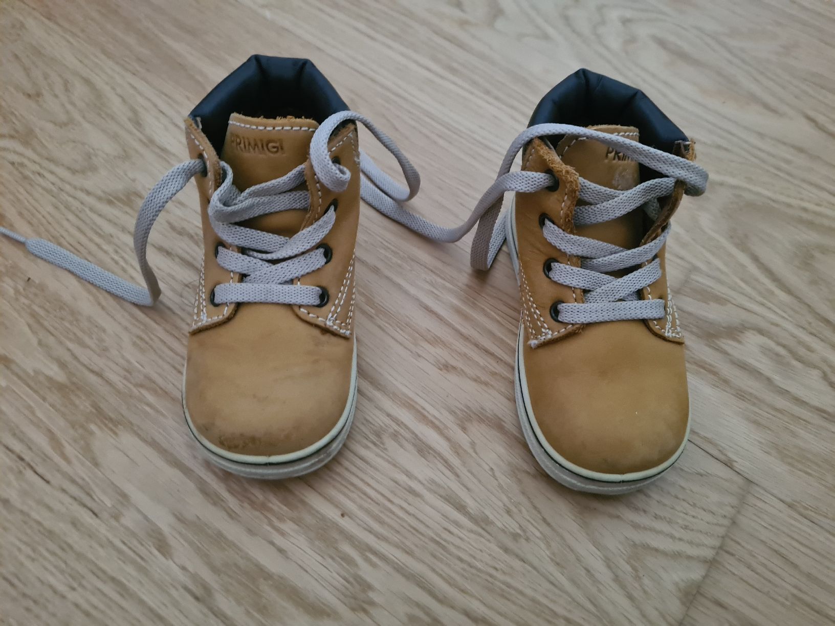 Primigi Scarpe per ragazzi: Primigi Schuhe Grösse 21  – Usato da Horw venduto da Mirii91