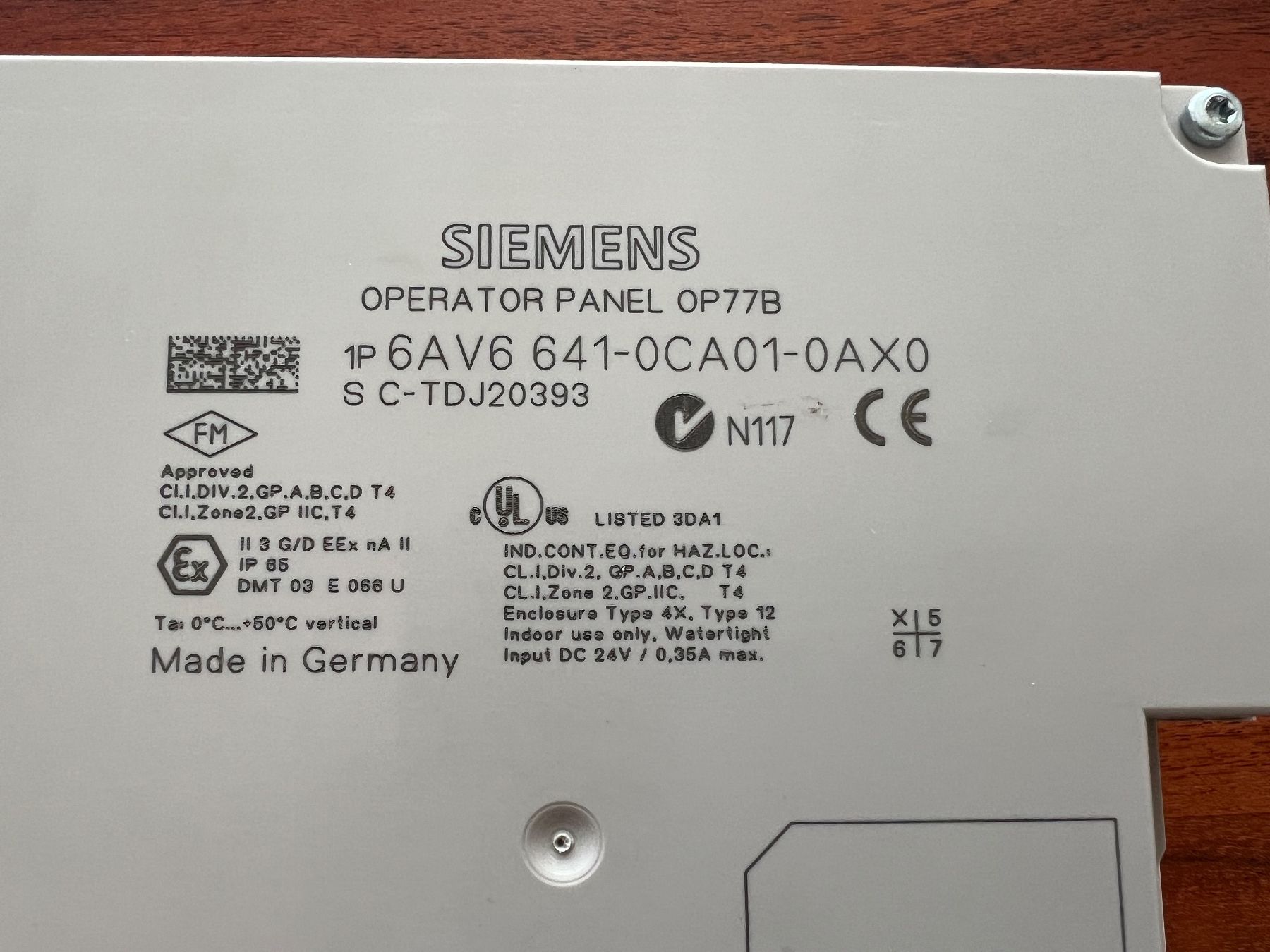 Siemens Sistema di controllo: Simatic OP77B Siemens Operator Panel 6AV6 641-0CA01-0AX0 – Usato da Romanshorn venduto da DonRicardoo 2