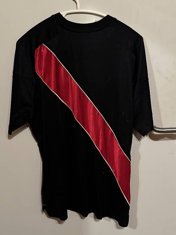 Maillots de corps & Pantalons: Maillot de foot Pérou  – D'occasion à Bernex par siral05 1