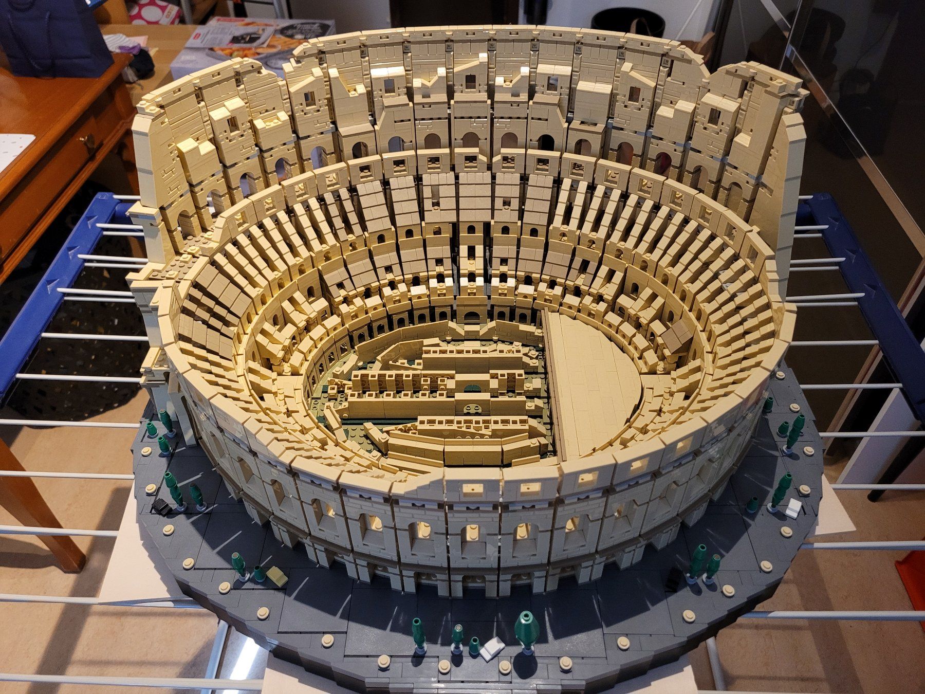Lego Kit di costruzioni: Lego 10276 Kolosseum – Usato da Luzern venduto da Iorek_Byrnison