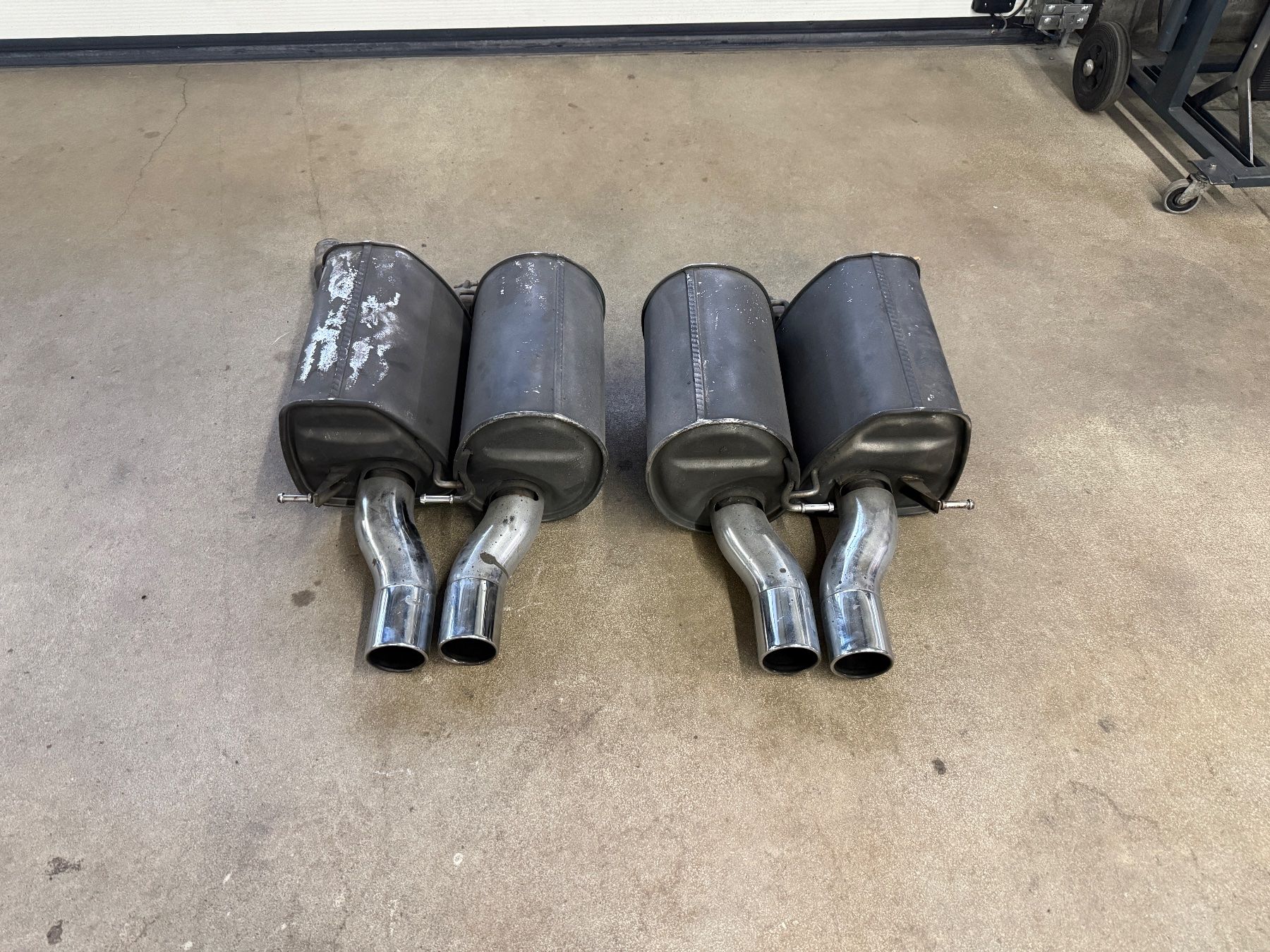 Sistemi di scarico: Bmw m5 e60 Bearbeitet ESD – Usato da Thayngen venduto da Muki7288