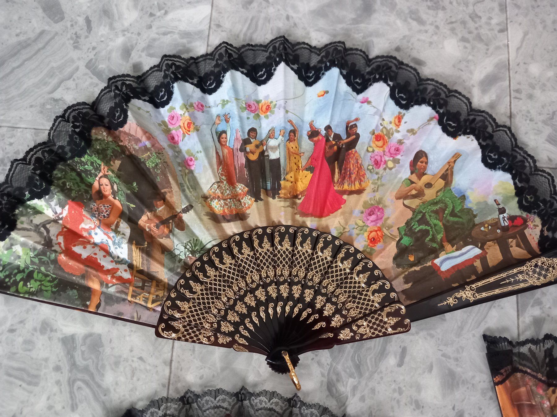 Toutes les décorations: 4 Handfächer aus Spanien – D'occasion à Lindau par san_kg2j 1