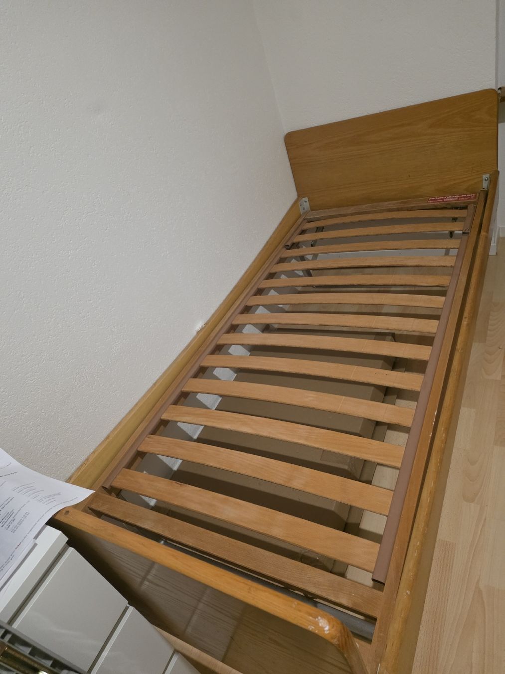 Betten: bett – Gebraucht aus Lengnau BE von hus_w5ln