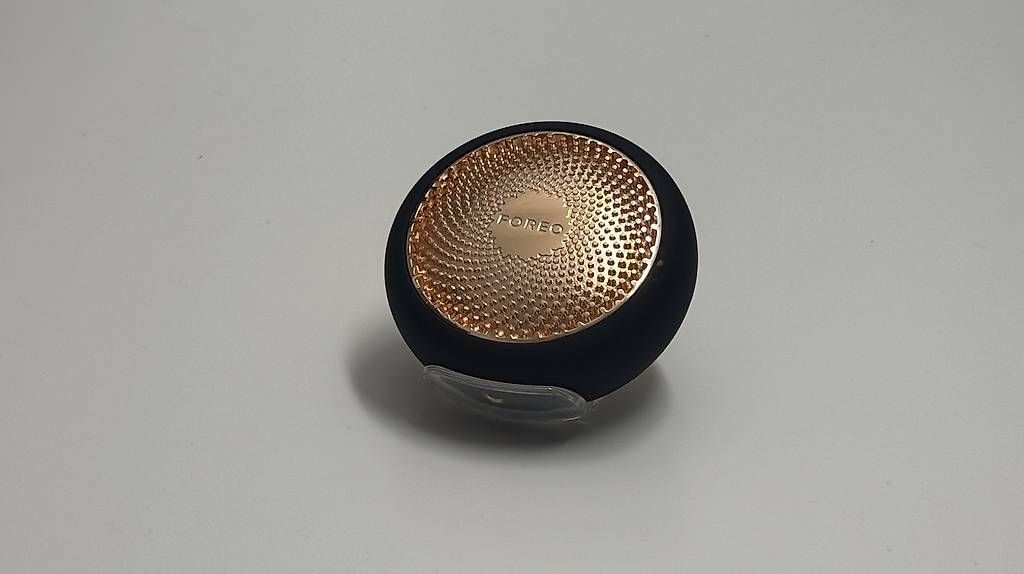 Cura del viso: Foreo Ufo 2 gold black – Usato da Wettswil venduto da samuelvontobel