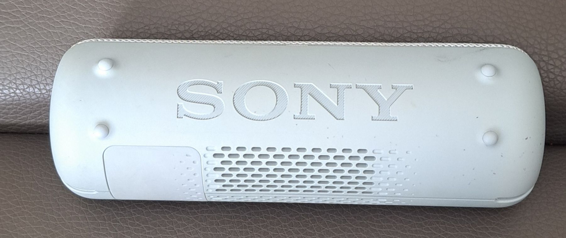 Sony Casse acustiche: SONY BLUETOOTH Boxe mit USB Kabel – Usato da Biel/Bienne venduto da Sasha4u