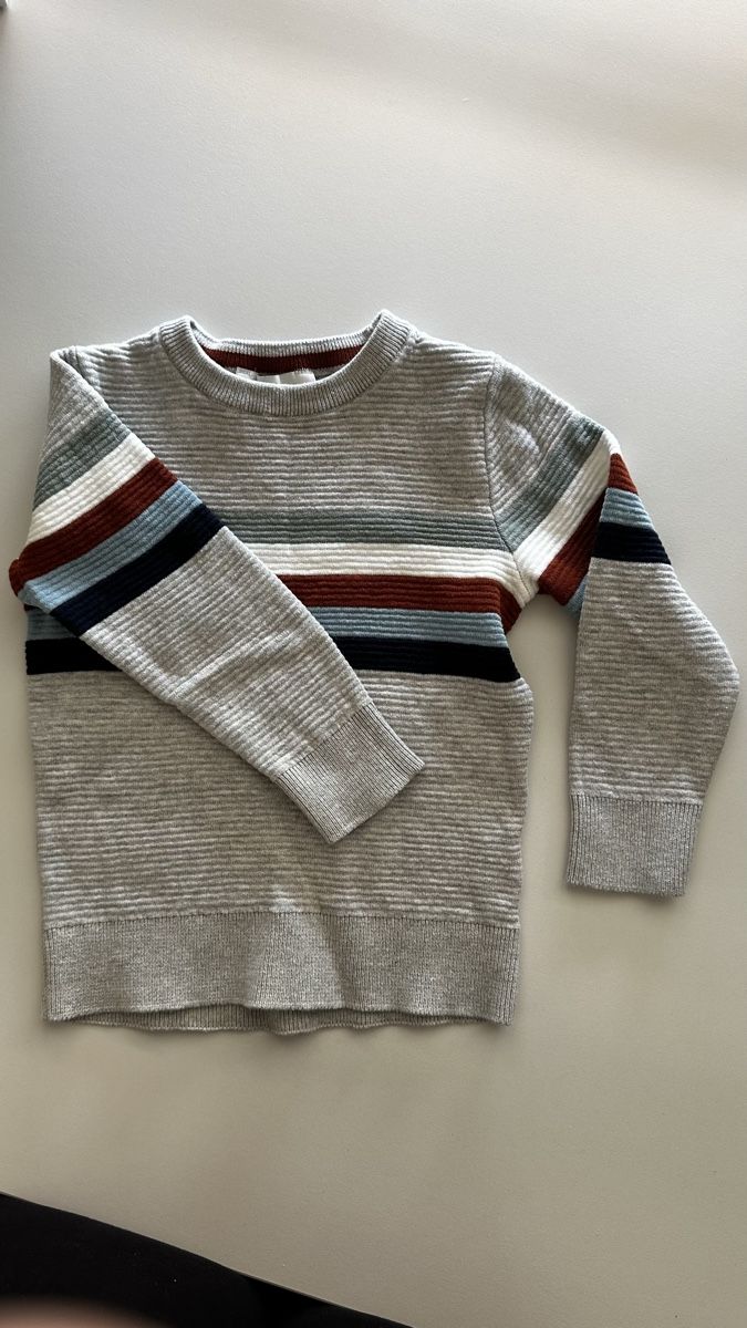 C&A Pullover & Sweatshirts: C&A Pullover Grösse 98cm – Gebraucht aus Zürich von KrisZH