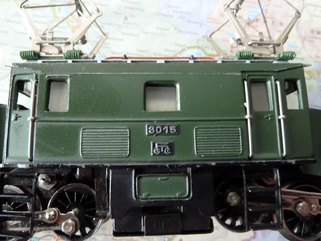 Märklin Modellini di ferrovie: Märklin Crocodile 3015 – Usato da Villigen venduto da Panthertwo 4