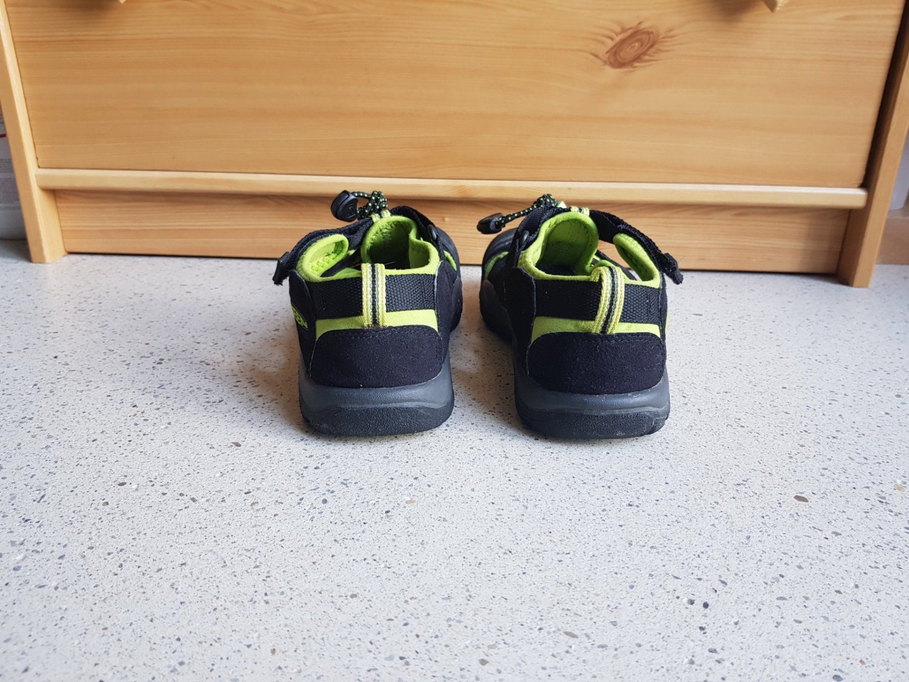 Keen Scarpe per ragazzi: Keen Waterproof Sandale Grösse 37 – Usato da Basel venduto da fafa68 2