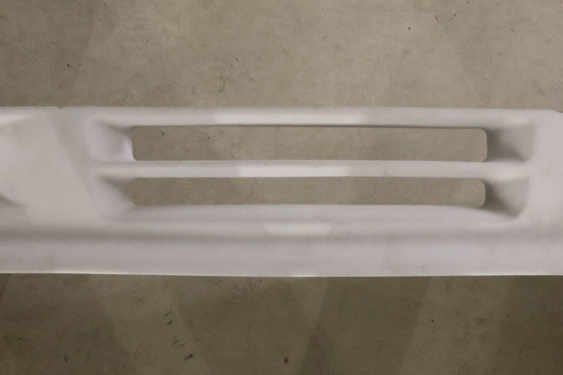 Tutti pezzi di ricambio auto: GFK Frontspoiler 3er BMW E30 mit Nebelscheinwerfern – Nuovo (secondo la descrizione) da Moosseedorf venduto da Illy22 2