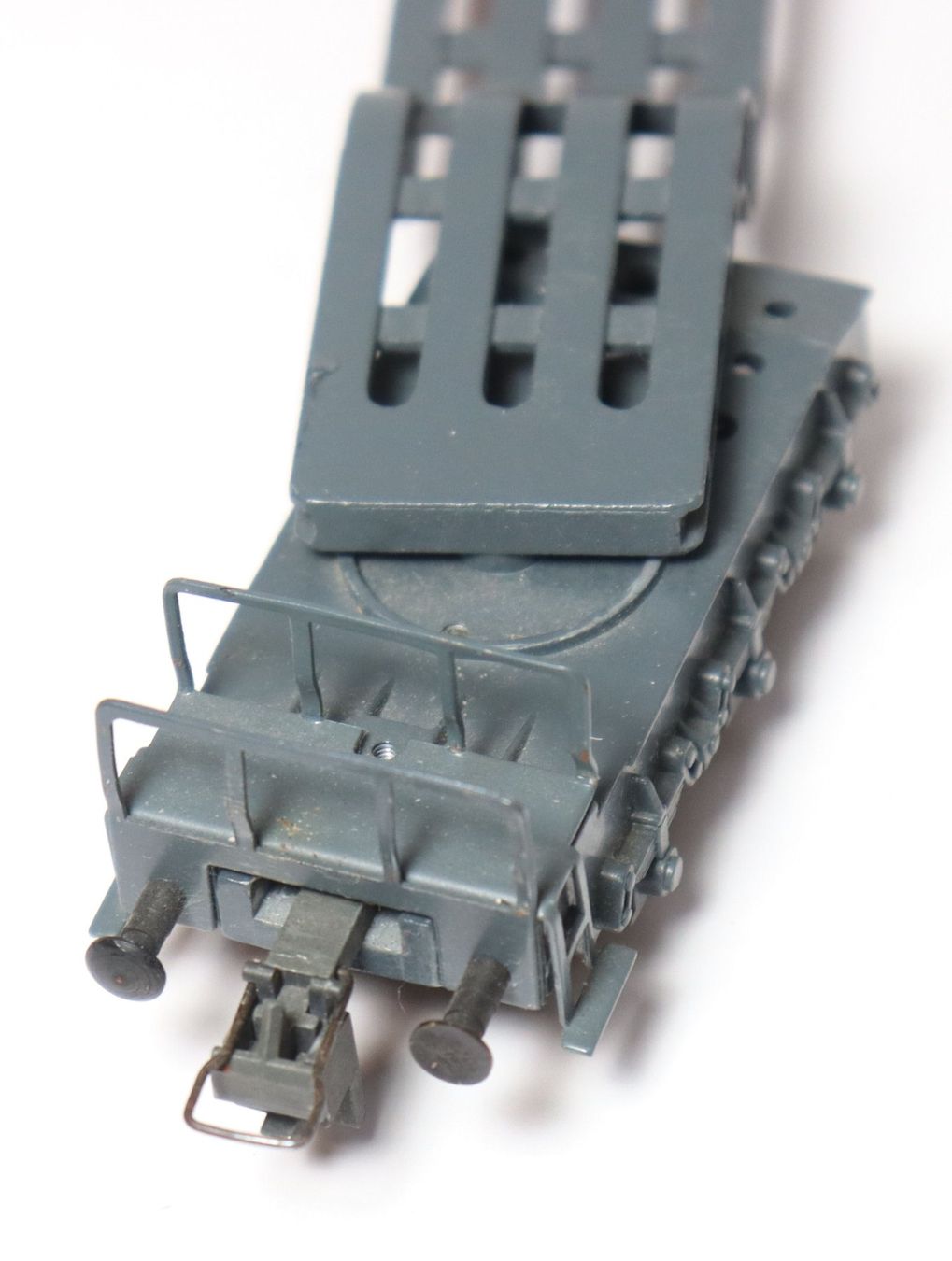 Trix Modellini di ferrovie: Trix Express 3497 Tiefladewagen H0 – Usato da Frick venduto da volvo850driver 4