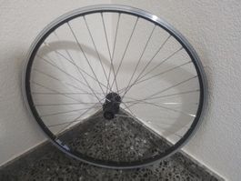 Solides Laufrad Mountainbike Touring SHIMANO PORTOFREI!