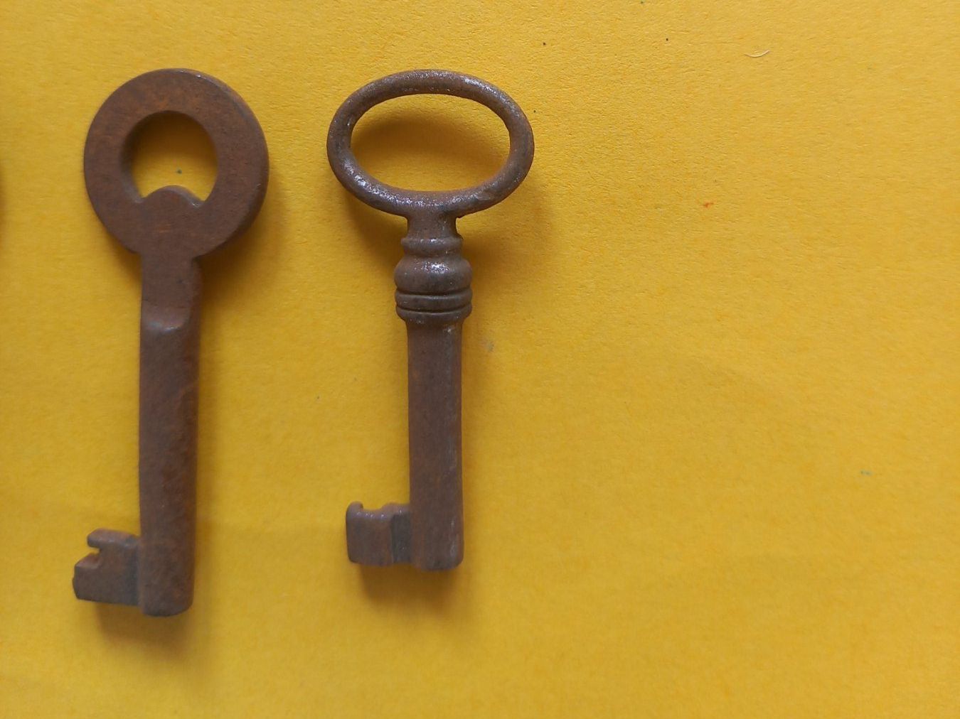 Chiavi: Lot de 10 diverses anciennes clefs – Usato da Rossens FR venduto da Souris1 4