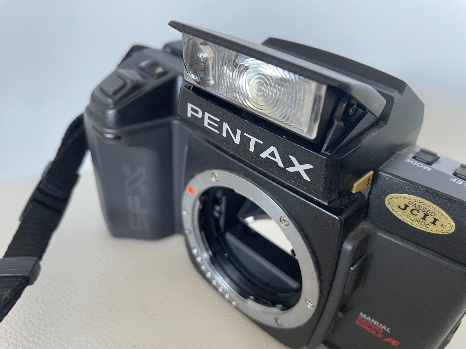 Pentax Kamera: Pentax SFX – Gebraucht aus Petit Lancy von gil_hr6v 2
