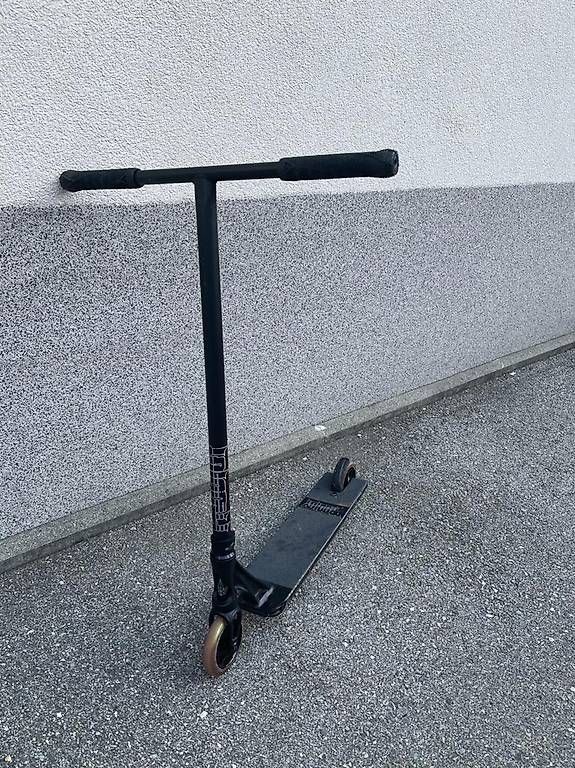 Kickboard: Monopattino da freestyle Blunt S7 – Usato da Mezzovico venduto da Luca_Bortone