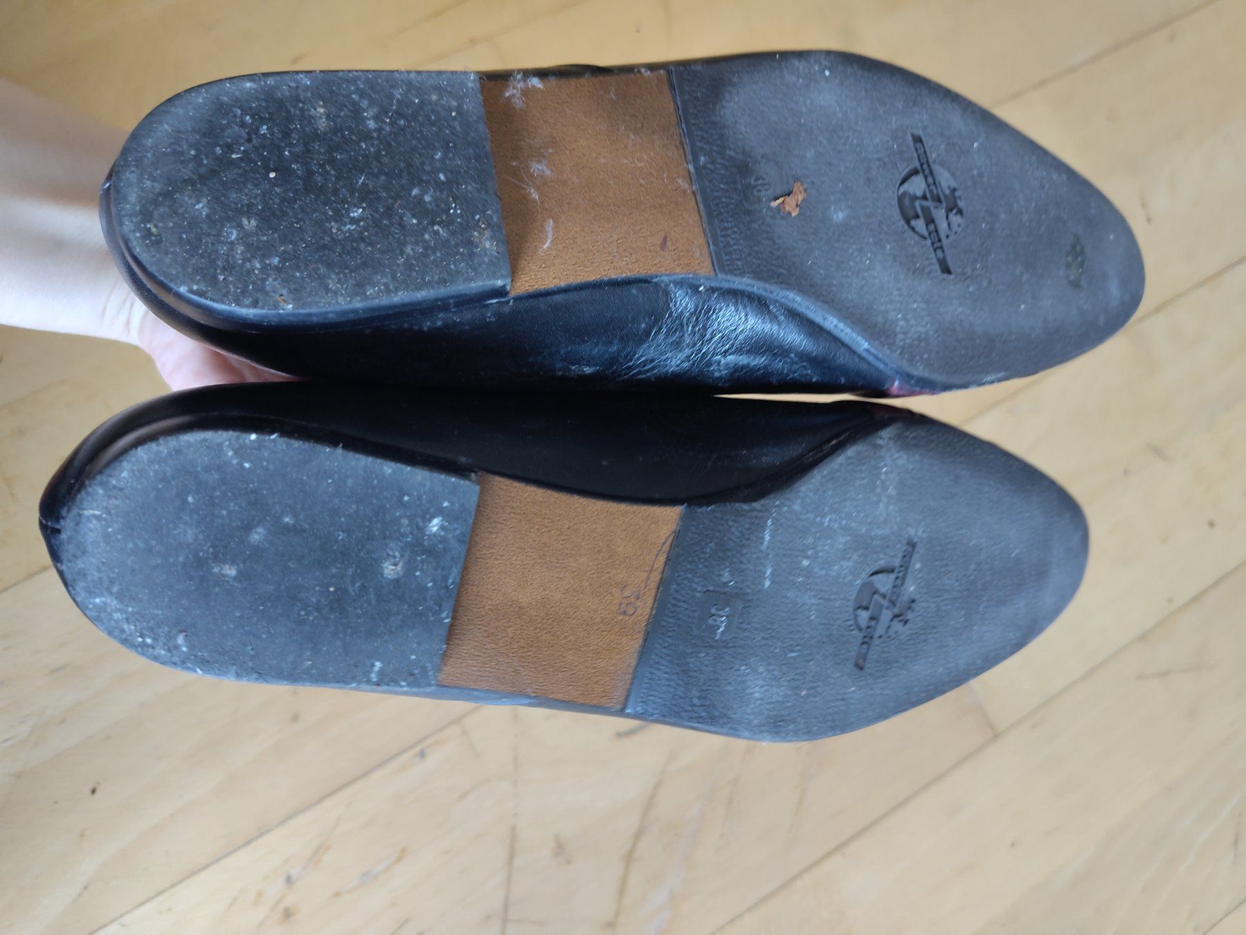 Herrenschuhe: Lederschuhe – Gebraucht aus Biel/Bienne von fio_5rcm 3