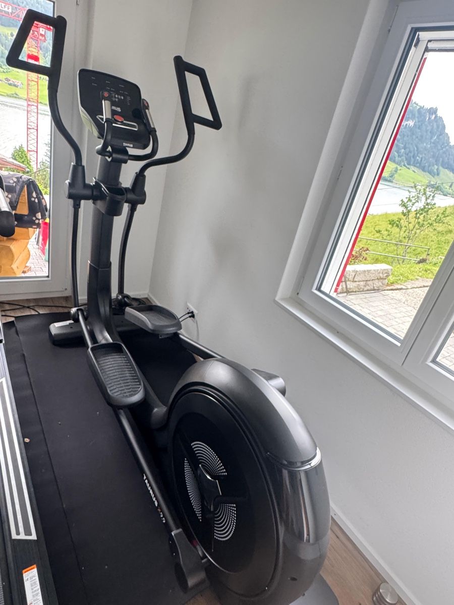 Taurus Hometrainer: Taurus X9.9 Crosstrainer - voll funktionsfähig – Usato da Euthal venduto da Rahel213 2