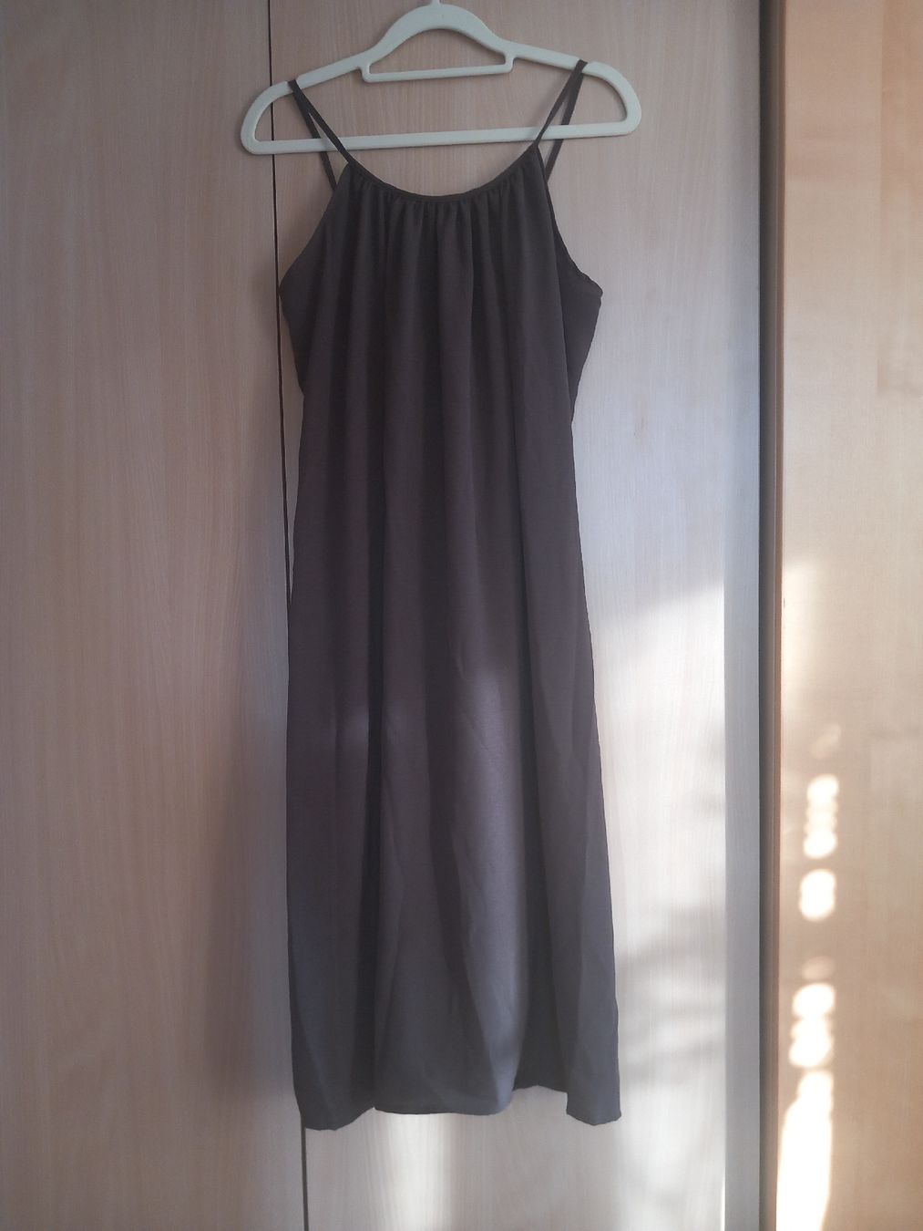 Kleider: Robe marron ample Taille M – Neu (gemäss Beschreibung) aus Faoug von per_kp6r