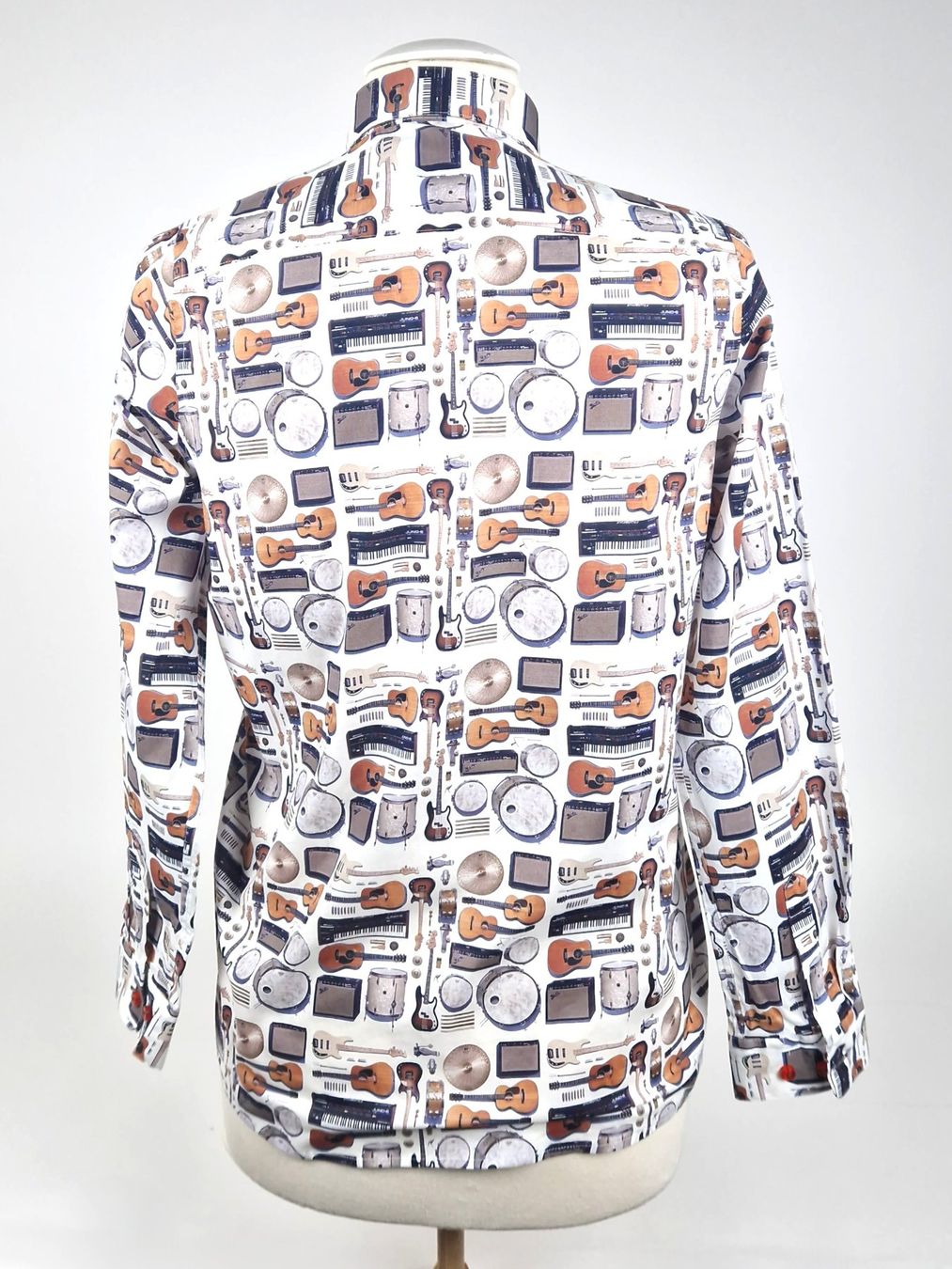Hemden, T-Shirts & Polos: Coton Doux Hemd mit Instrumentenmuster (Gr.164) – Neu und originalverpackt aus Basel von Restwert_Basel 1