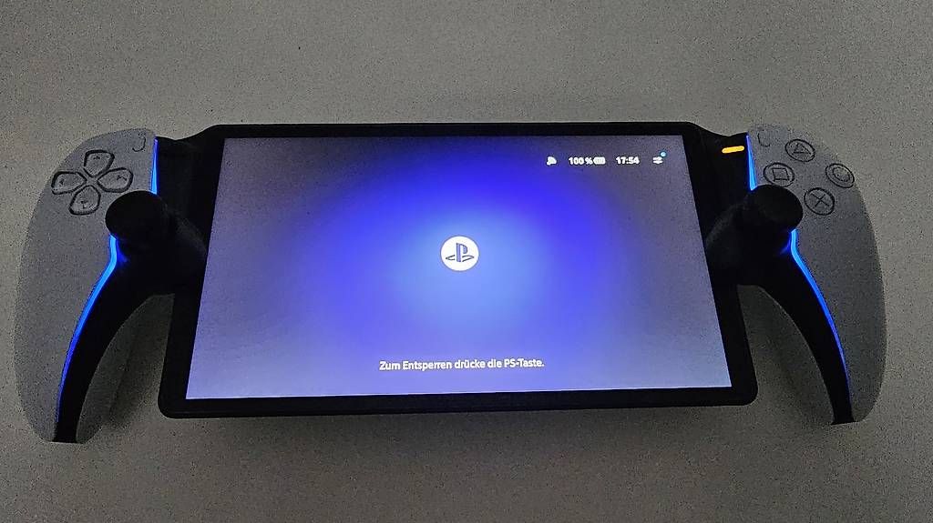 Sony Console: Playstation Portable "Weiß" mit Zubehör – Usato da schaan venduto da Used_Good 1
