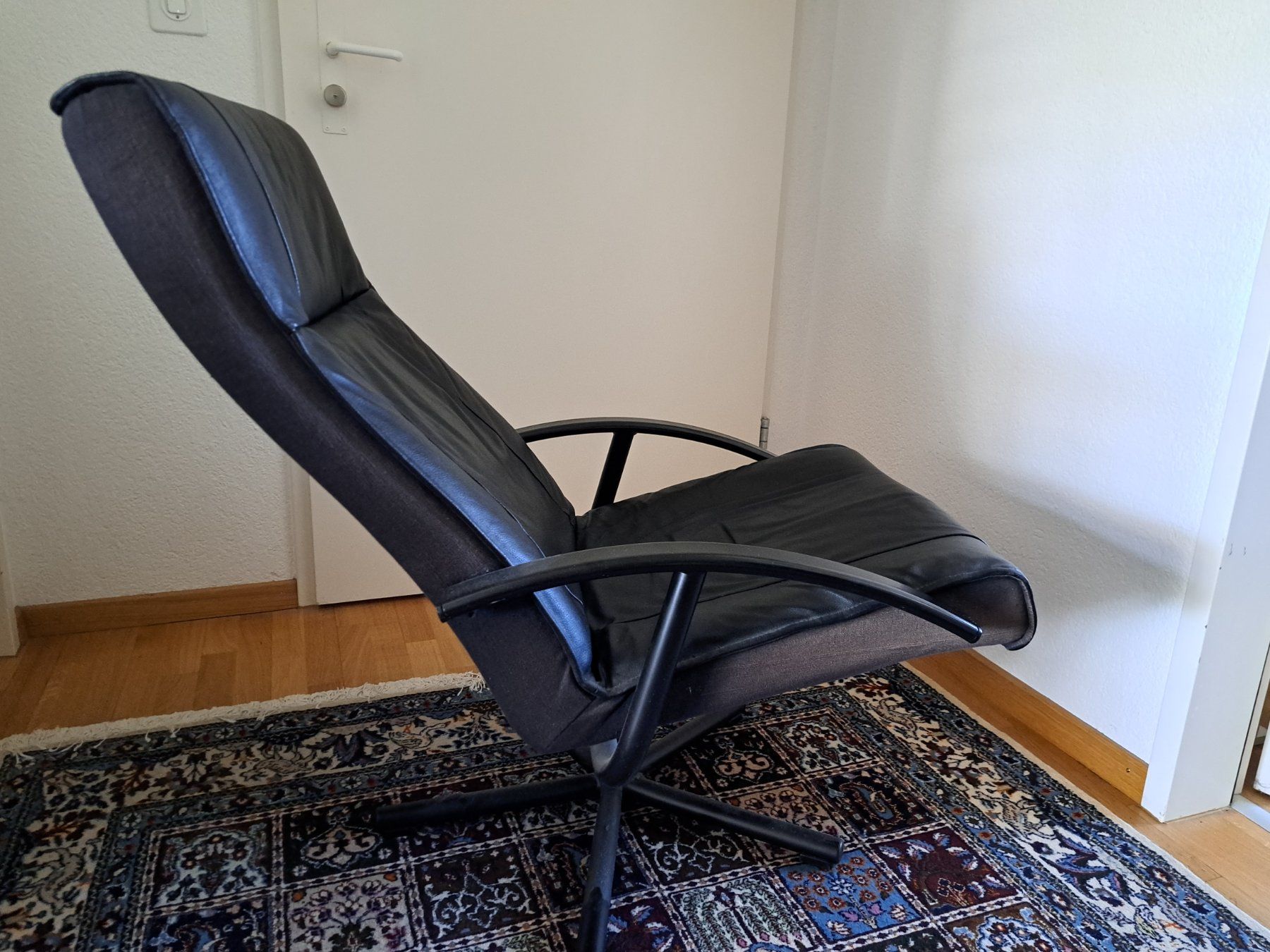 Poltrone: Ledersessel schwarz – Usato da Herzogenbuchsee venduto da bluebay71 1