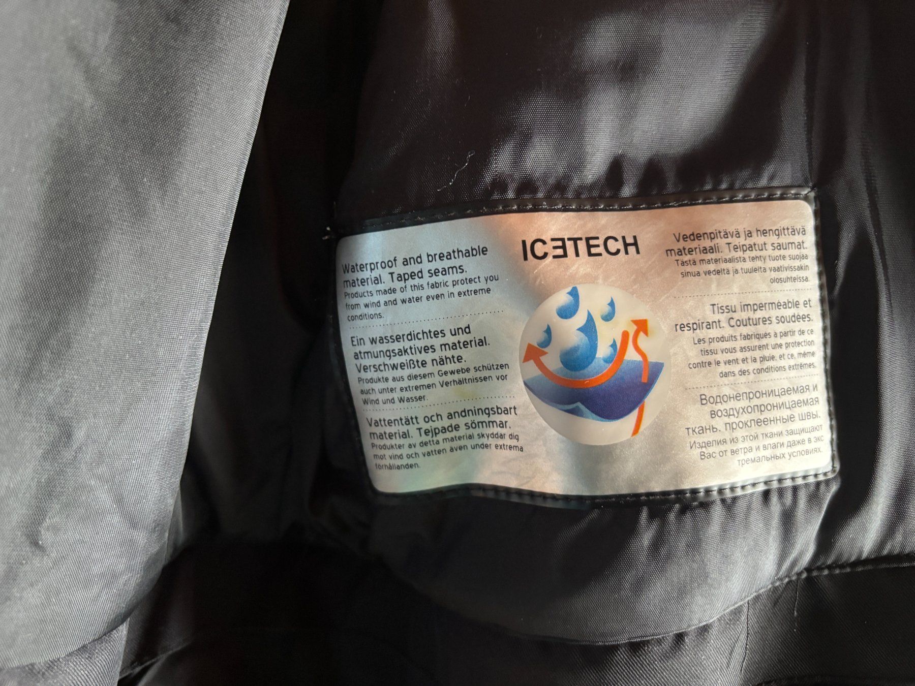 Icepeak Giacche: Skijacke Icepeak – Usato da Biberist venduto da Oberwald45 2