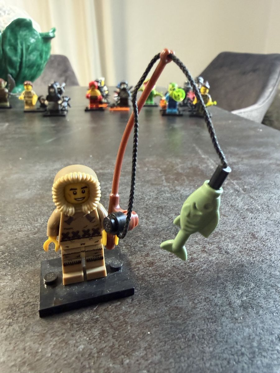 Lego Figurines: Lego Eisfischer Minufigures Serie 5 – Neuf (Voir description) à Wettingen par NickInc
