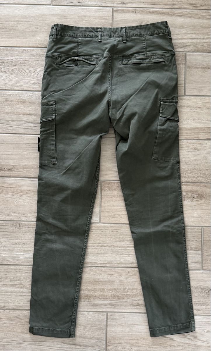 Stone Island Pantaloni: Stone Island cargo pants – Usato da Sugiez venduto da Jerem2894 1