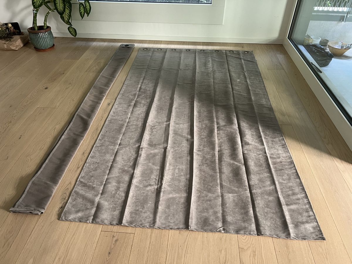 Tende: Curtains , rideaux - modern,  Sun Protection – Nuovo (secondo la descrizione) da Corsier GE venduto da Karol_save_planet 1