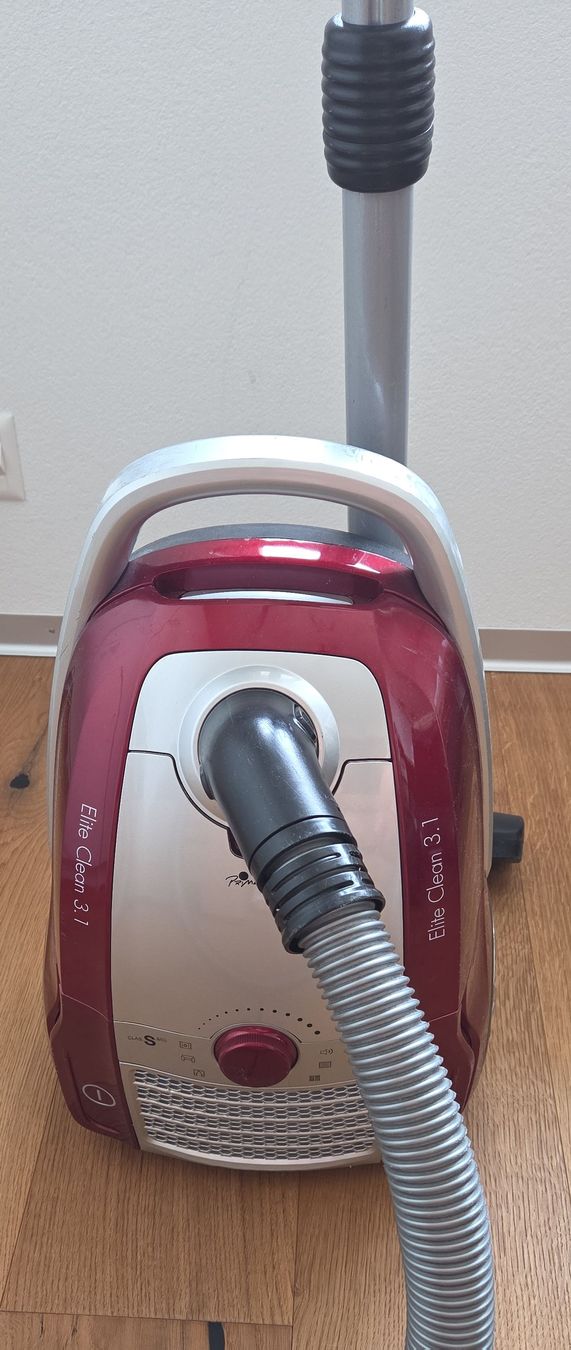 Staubsauger & Zubehör: Aspirateur Elite Clean 3.1 occasion – Gebraucht aus Nuvilly von stiti21